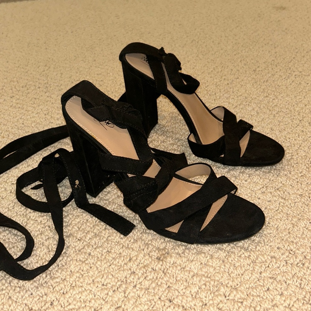 Black heels with ankle ties